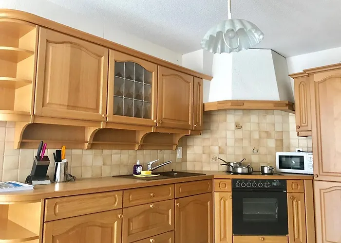 Apartman 25 *